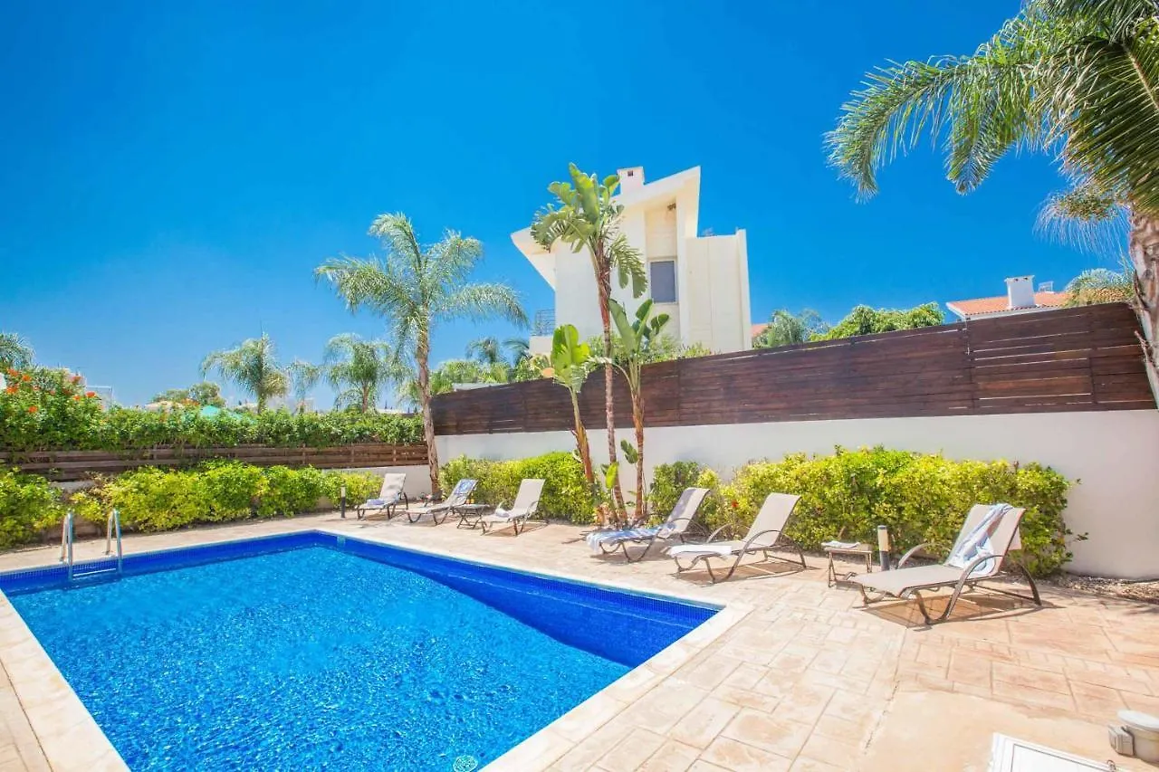 Villa Attis Protaras