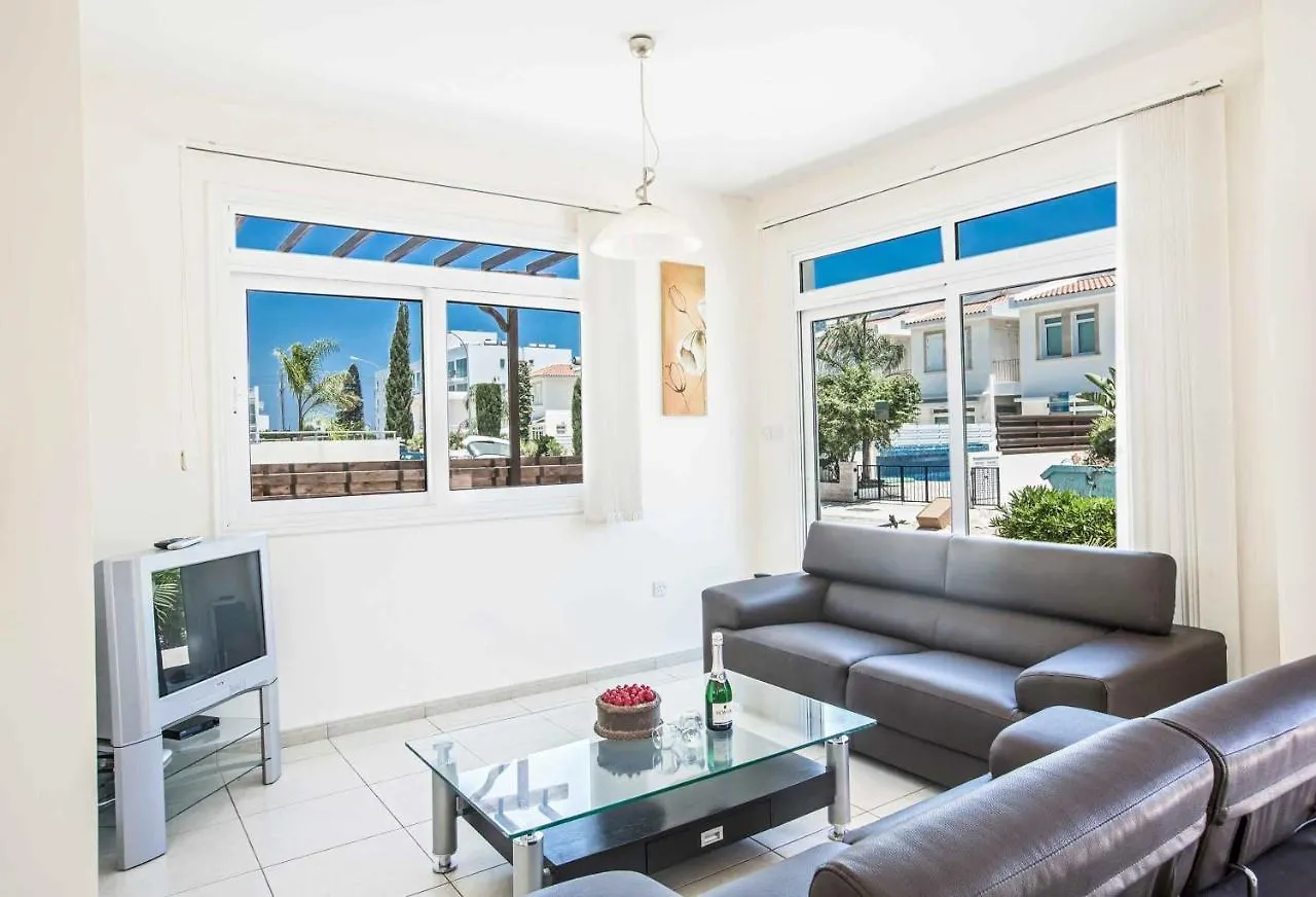Villa Attis Protaras